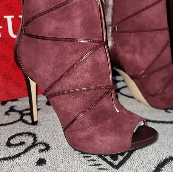 Guess Booties Size 8.5 - Picture 7 of 9